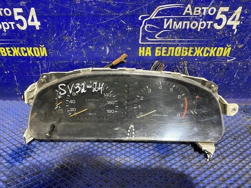 Щиток приборов TOYOTA CAMRY 1993