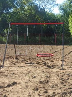 Монтаж уличных качелей Sv Sport