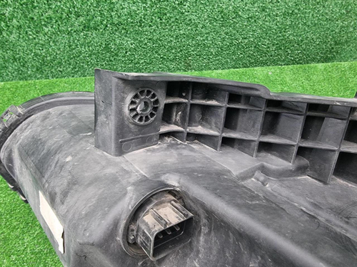 Фара правая Kia Soul 3 SK (2019-2022) галоген