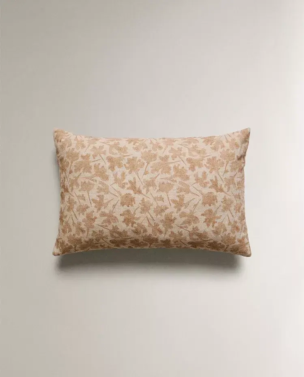 ZARA HOME НАВОЛОЧКА ДЛЯ ДЕКОРАТИВНОЙ ПОДУШКИ С ЦВЕТОЧНЫМ УЗОРОМ, РОЗОВЫЙ
