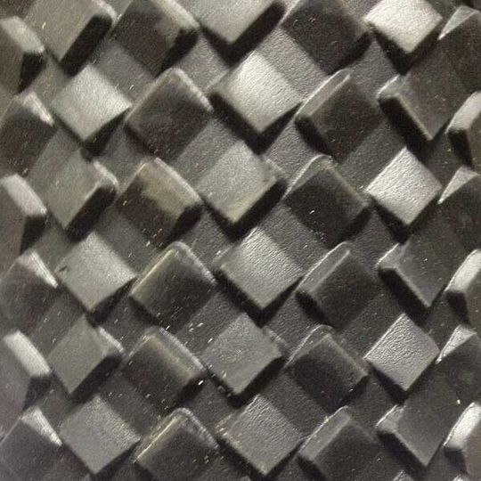 Профилактика листовая Искож Трек (зимний) 3,5мм (90х70см), чёрный