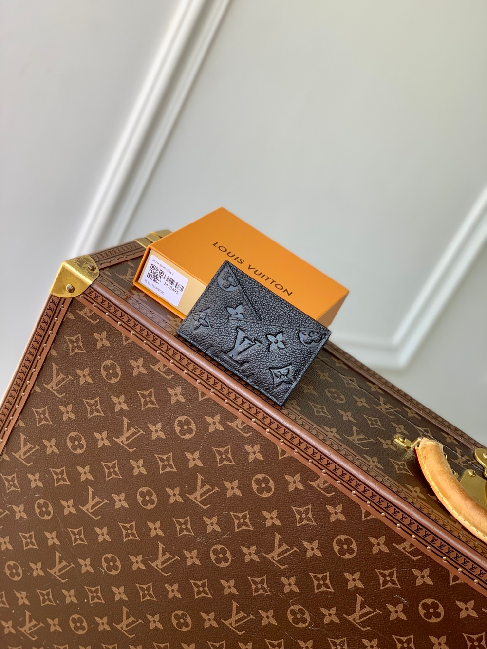 Louis Vuitton Criss Cross Card Holder