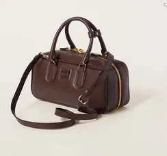 Кожаная сумка Miu Miu Arcadie тёмно-коричневый