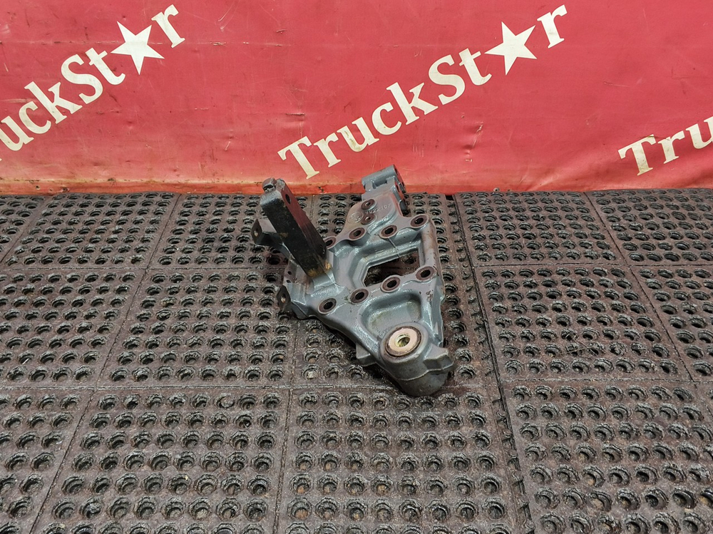 Кронштейн рессоры передней левый 2021г.