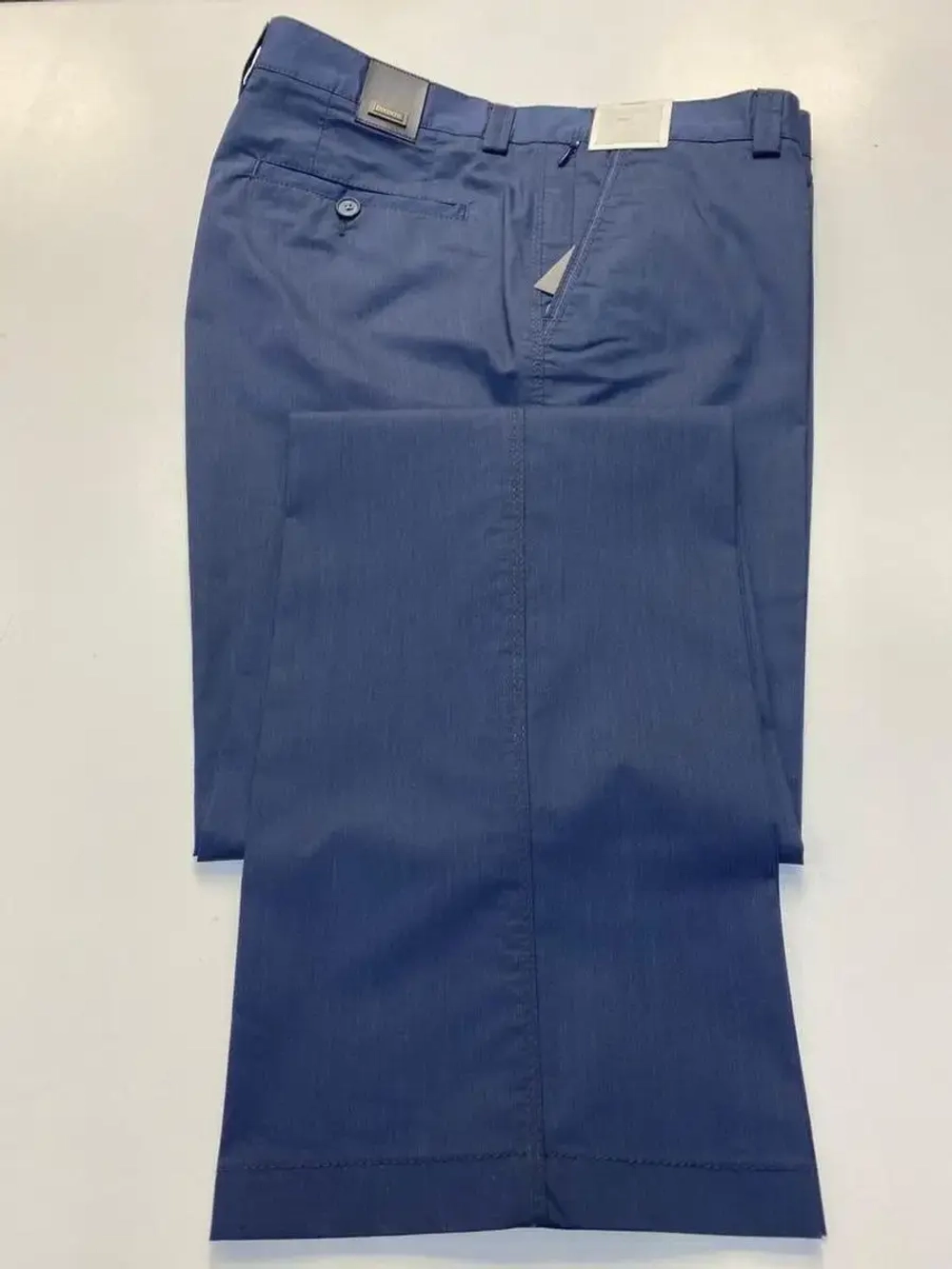 Брюки прямые чинос классические