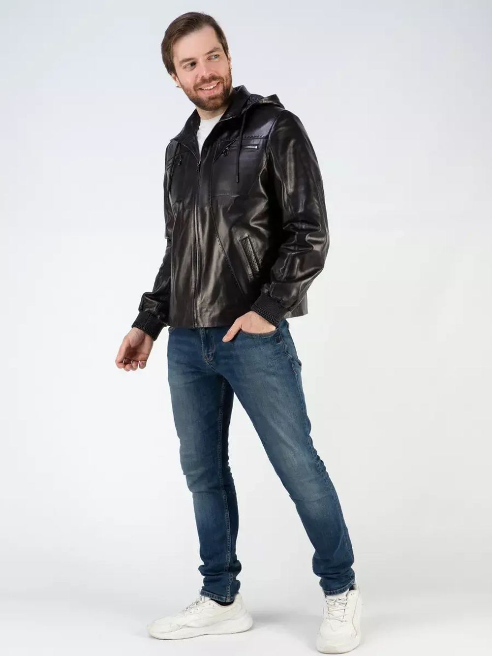 Кожаная куртка демисезонная с капюшоном