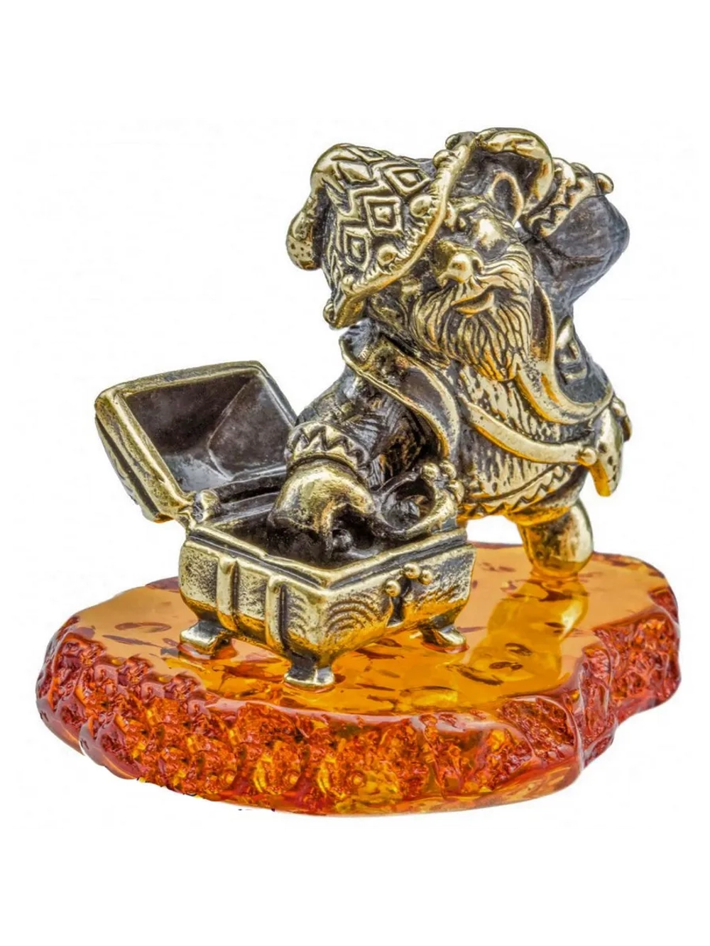 Бронзовая статуэтка на янтаре