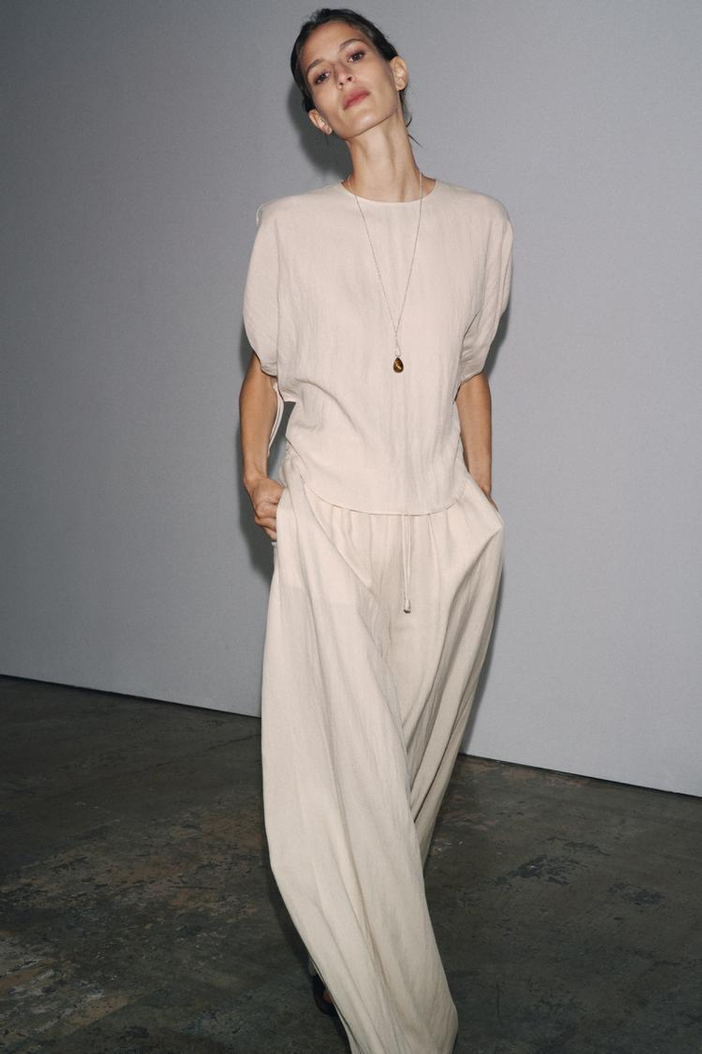 ZARA БЛУЗА С ОБЪЕМНЫМИ РУКАВАМИ — ZW COLLECTION, ПЕСОЧНЫЙ