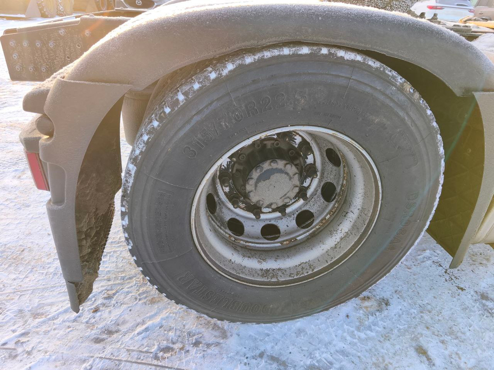 Shacman (Shaanxi) SX* 4x2 Седельный тягач SX4188YY381 (Дизельный, 12,5 л, 473 л.с., АТ)