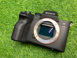 Sony A7R IV 11.700 кадров