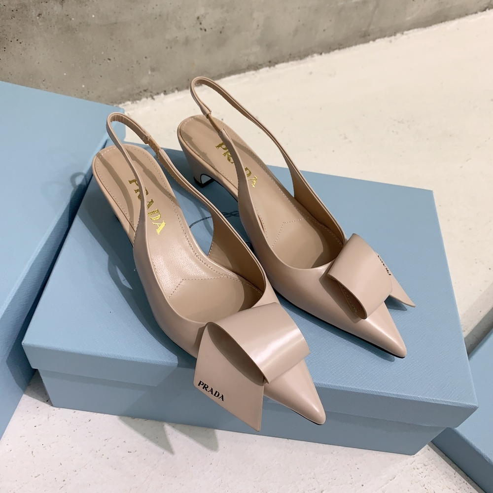 Prada Pumps