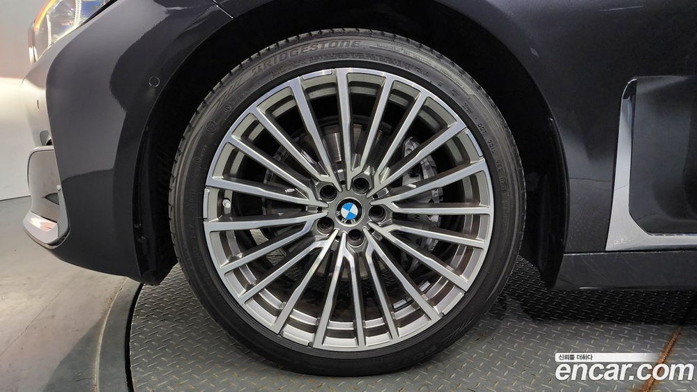 BMW 7 Series (G11) 740Li xDrive Design Pure Excellence (08.2019)