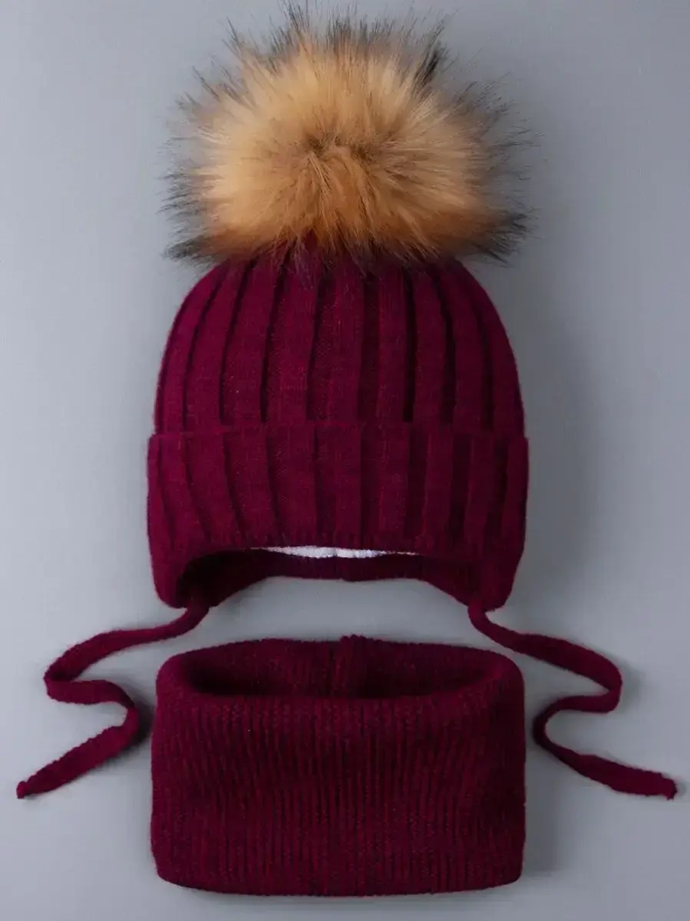 Шапка зимняя для девочки и снуд вязаные