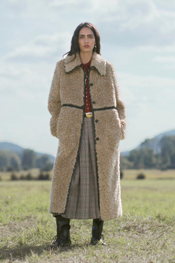 ZARA ДЛИННОЕ ПАЛЬТО ИЗ ИСКУССТВЕННОГО МЕХА, СВЕТЛО-КОРИЧНЕВЫЙ