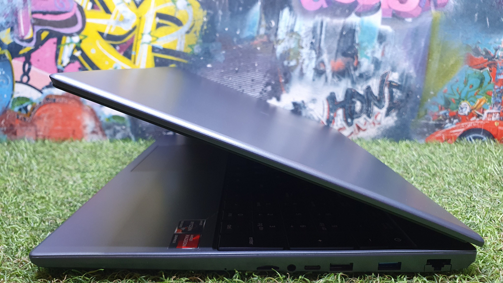 Ноутбук DIGMA Ryzen 7/16Gb/FHD