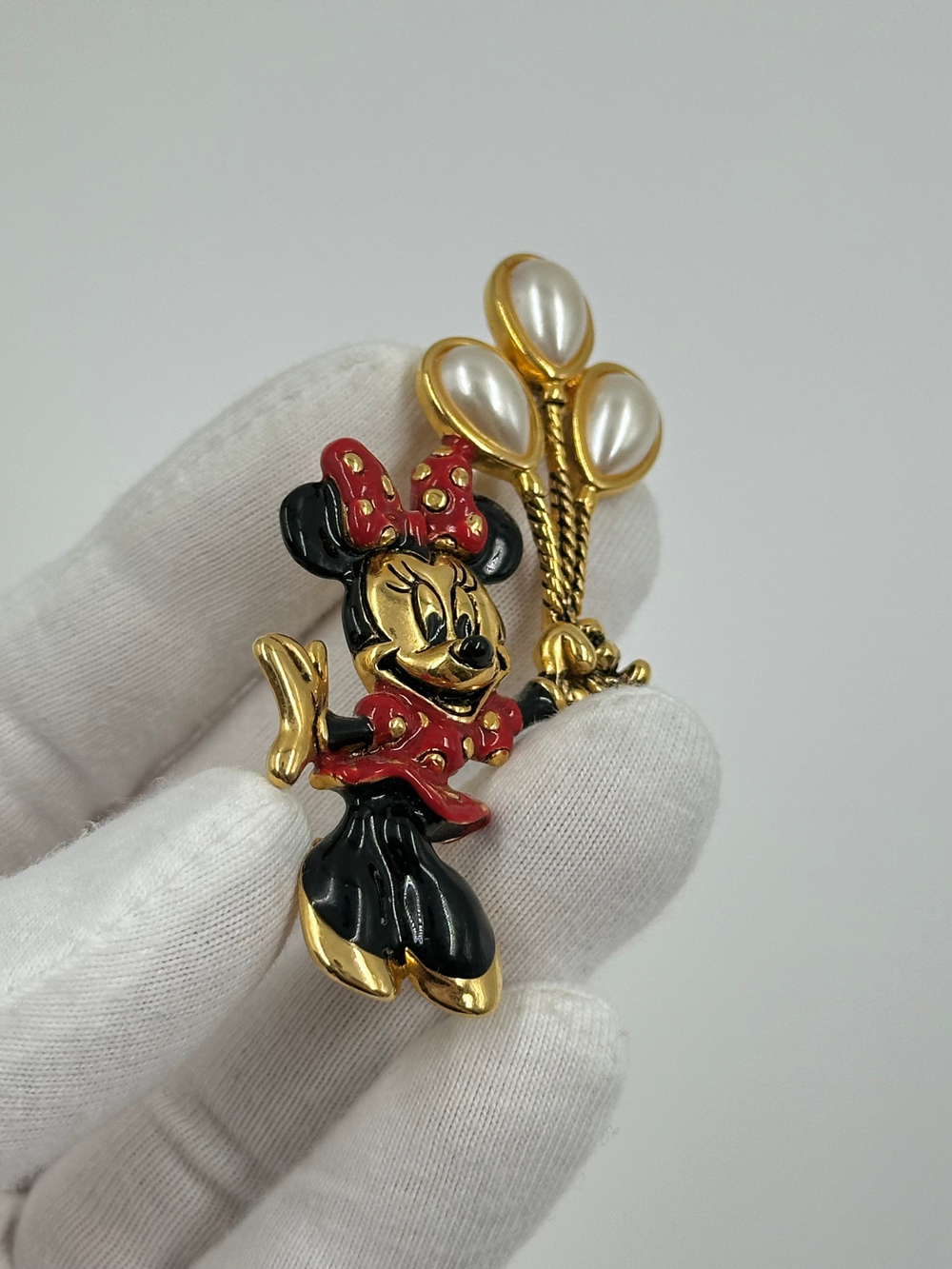 Брошь Минни Маус Disney/Napier Book Piece