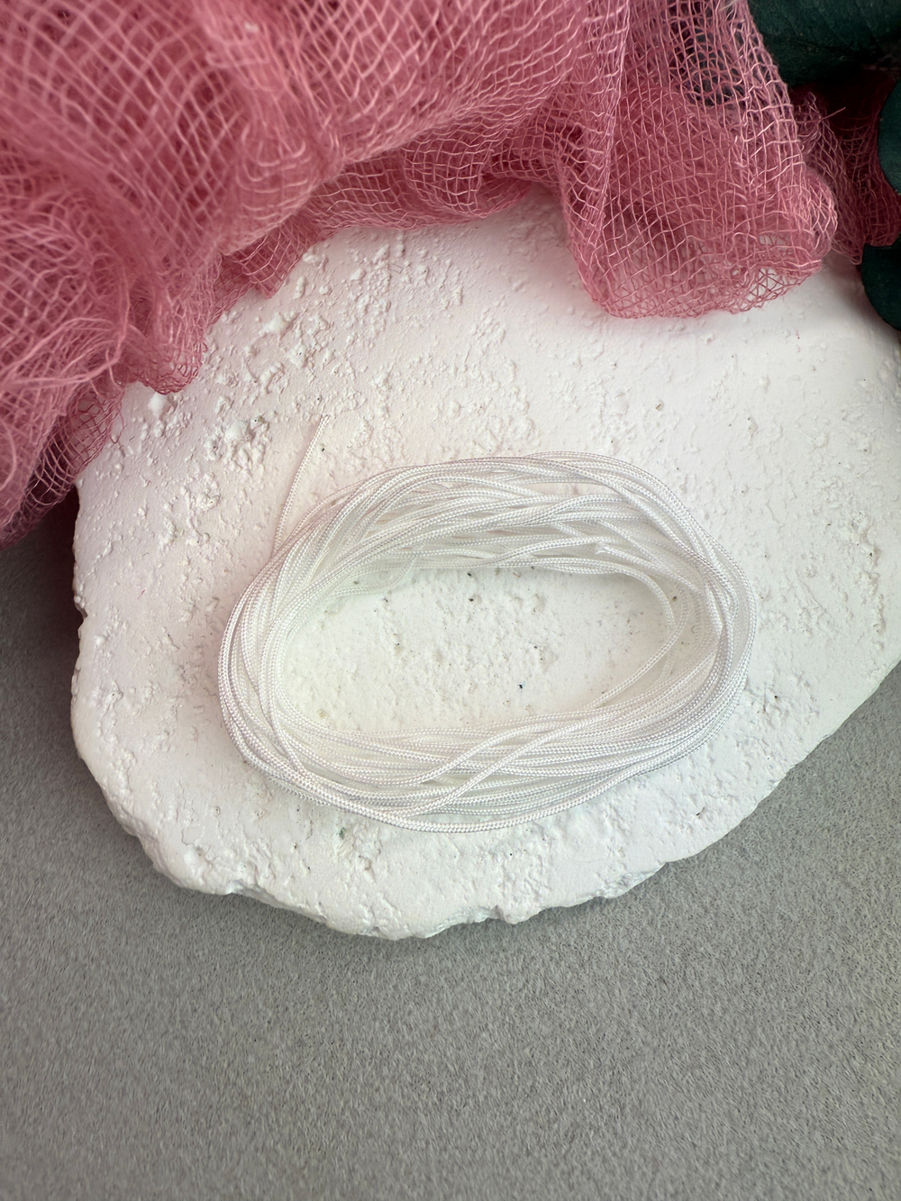 Шнур для плетения браслетов 0,6 мм, Белый (5 м)