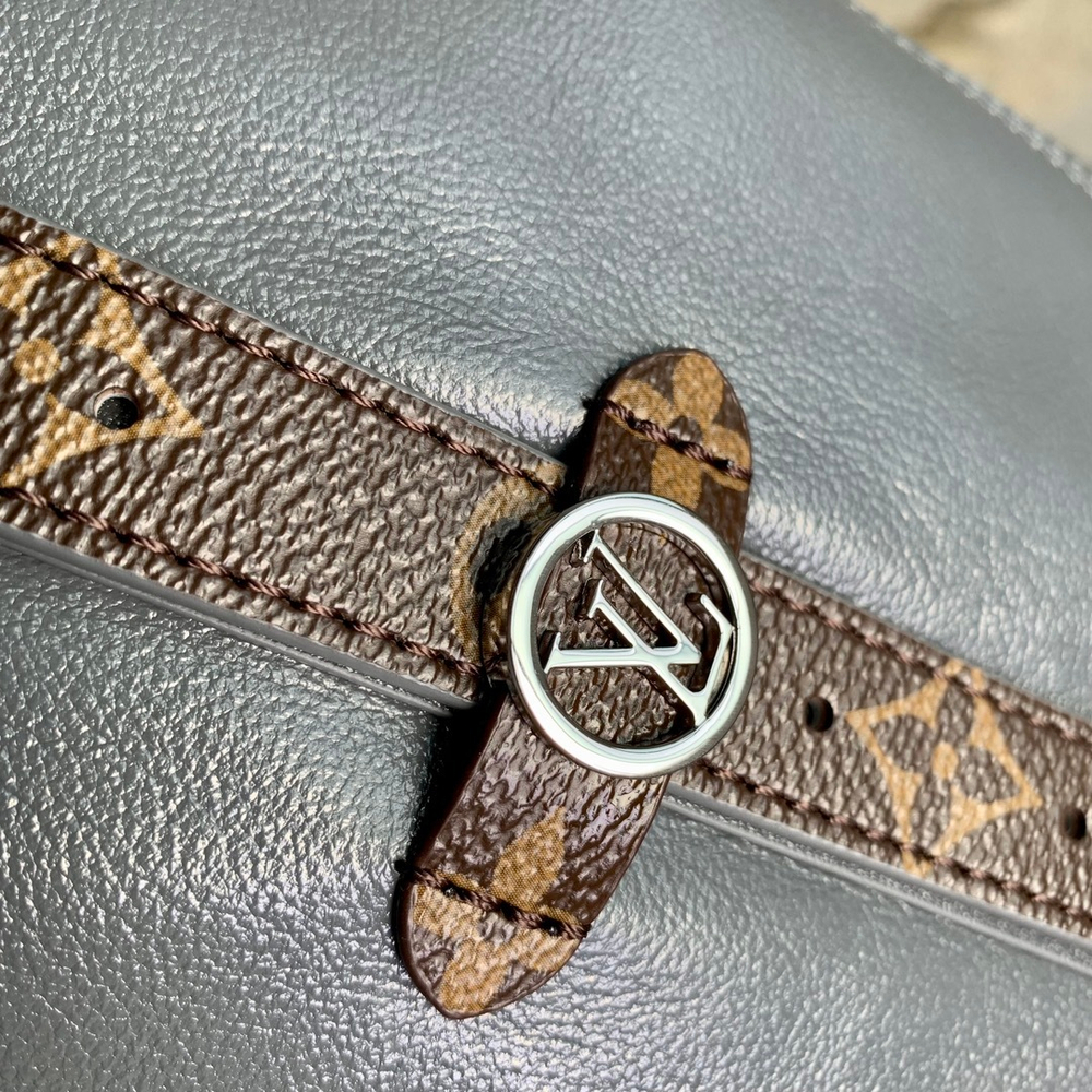 Louis Vuitton CarryAll Dark MM