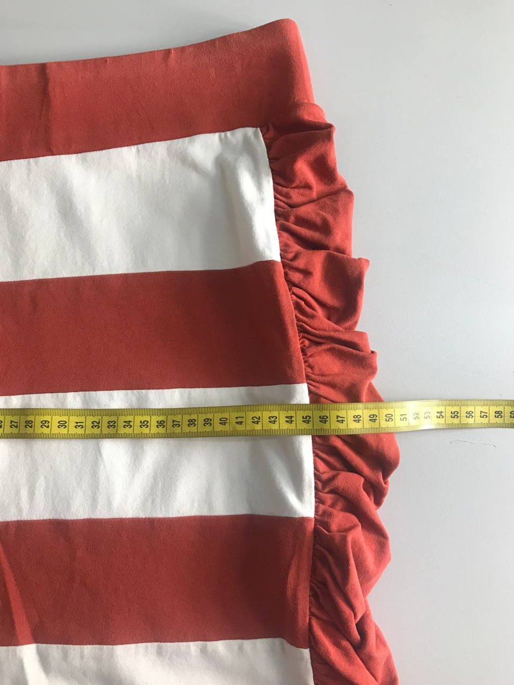 Юбка Emma стильная, визуально на 44 размер