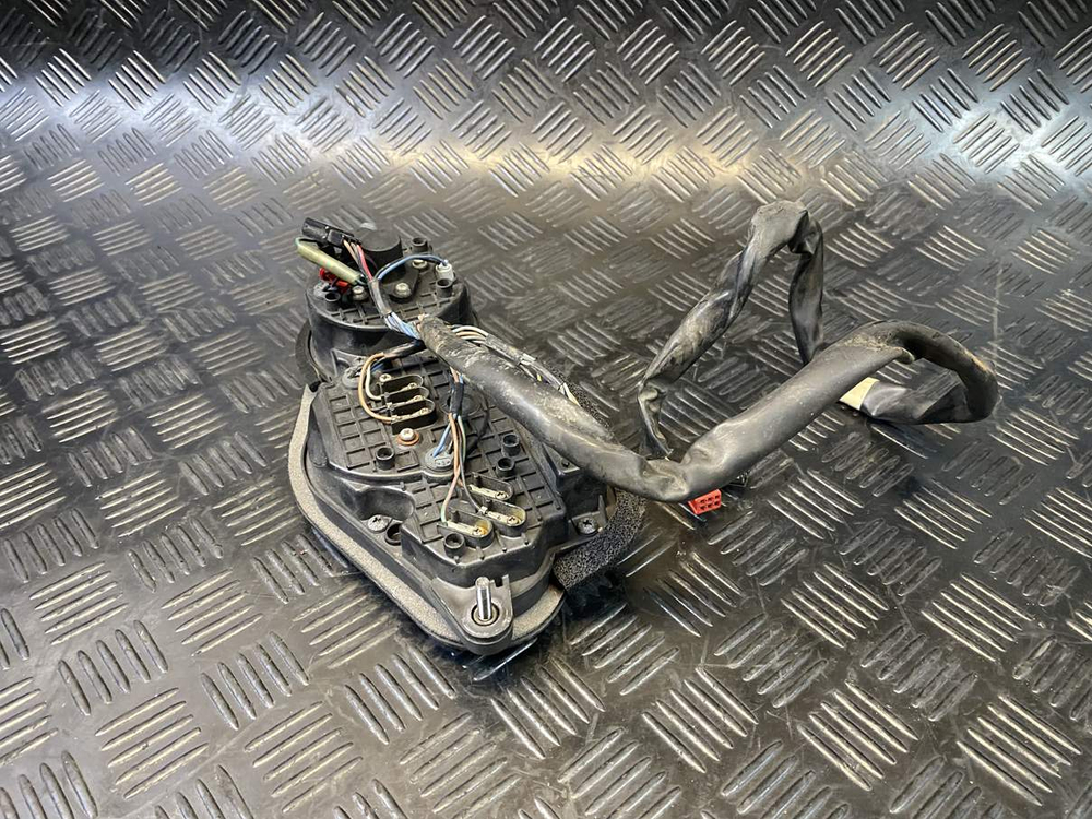 Приборная панель Yamaha TDM850 RN03J 054002