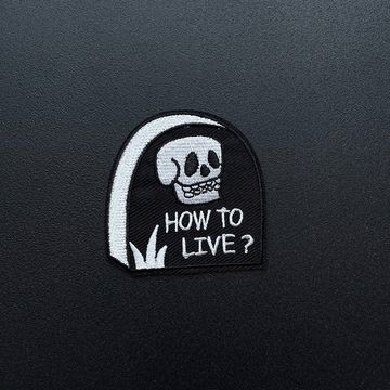 Нашивка термоаппликация на одежду и  на рюкзак. How to live? Скелет