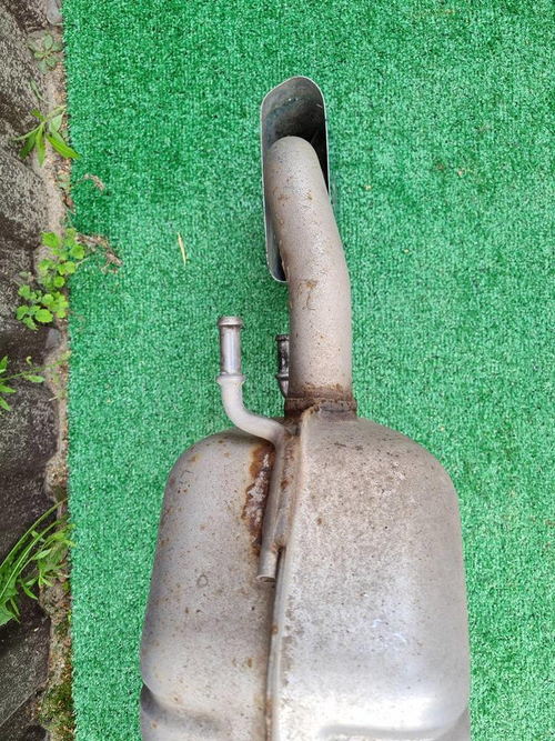 Глушитель Hongqi HS5 (2019-н.в.)