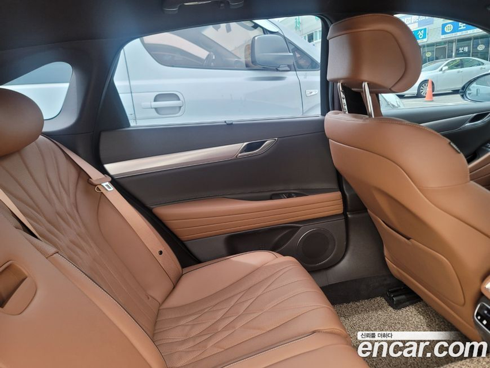 Genesis G80 (RG3) Бензин 2.5 Turbo AWD (12.2022)