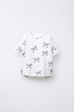 ZARA ФУТБОЛКА С ПРИНТОМ, ЖЕЛТОВАТО-БЕЛЫЙ