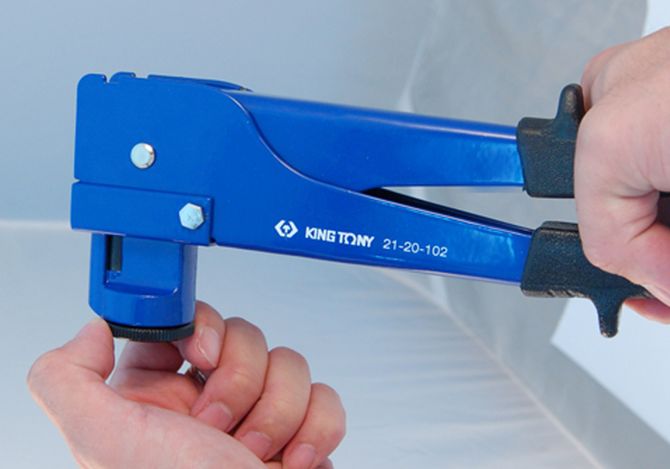 KING TONY (21-20-102) Заклепочник поворотный 2,4 - 4,8 мм