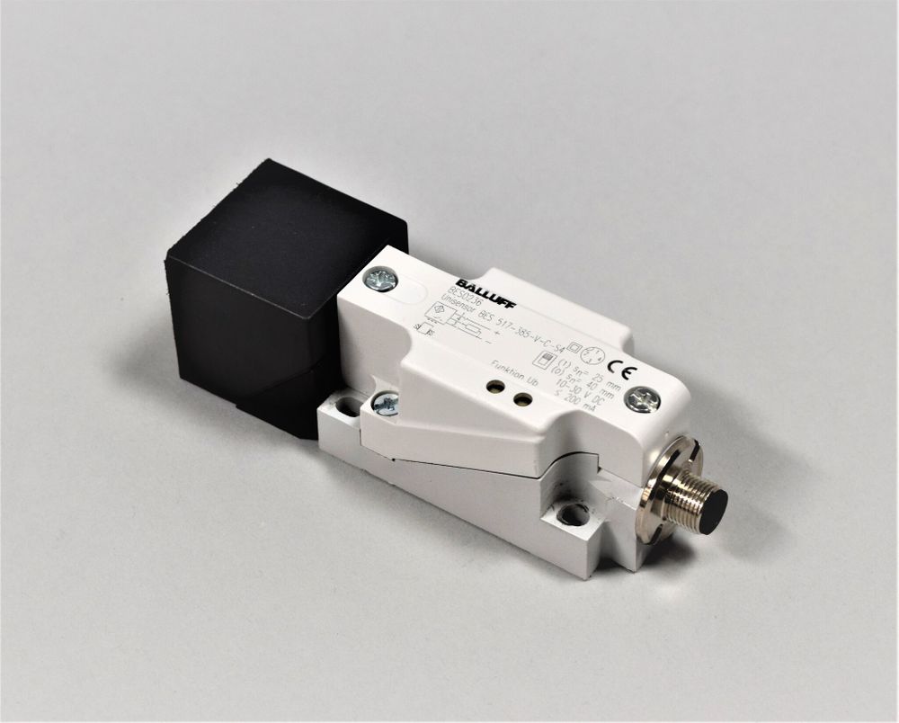 BALLUFF BES 517-385-V-C-S4