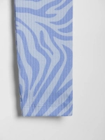 Голубой костюм для девочки на осень