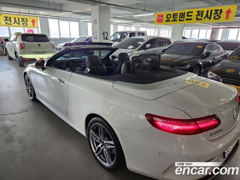 Mercedes-Benz E-Class W213 E220d Cabriolet (12.2019)