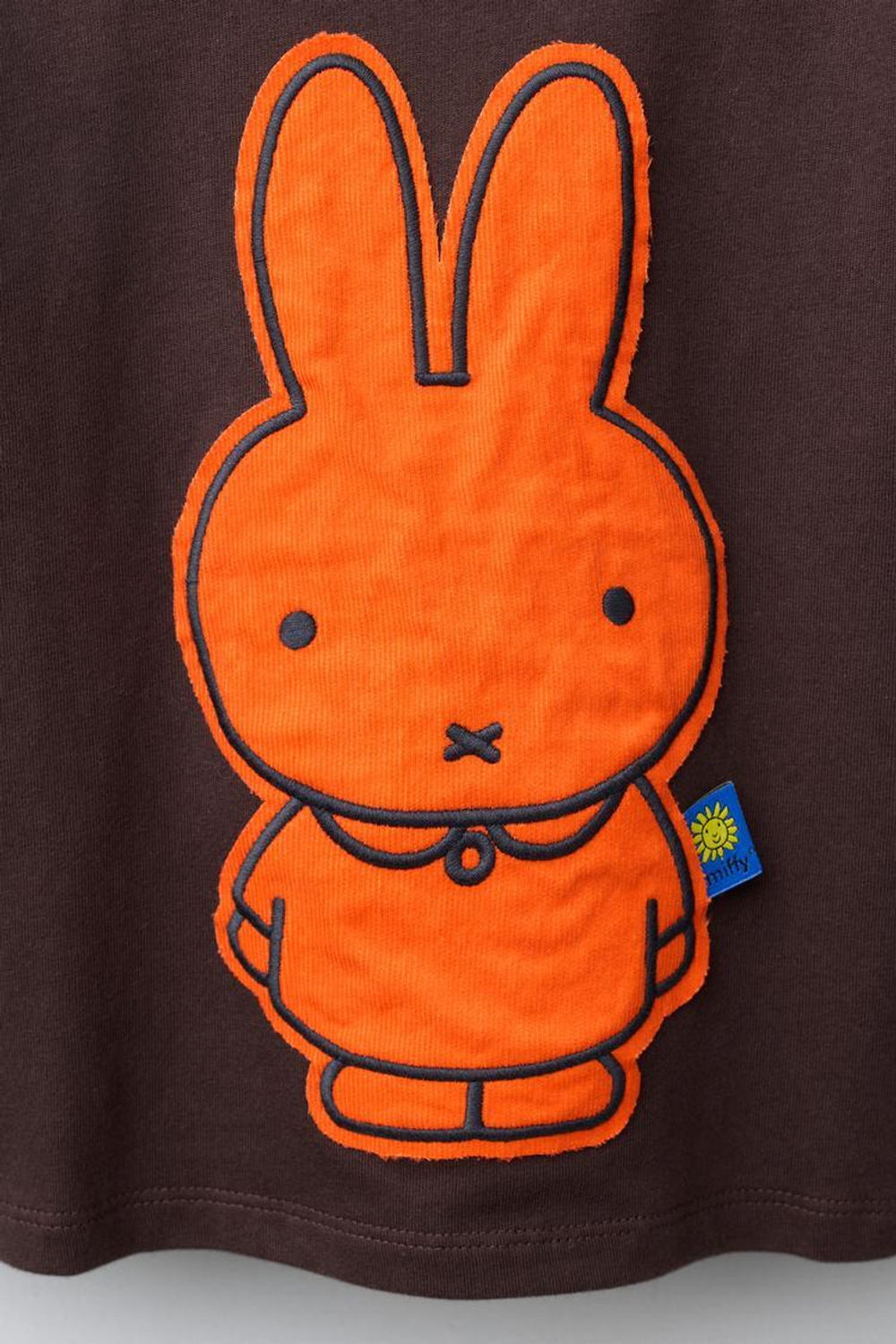 ZARA ФУТБОЛКА С ВЕЛЬВЕТОВОЙ НАШИВКОЙ MIFFY™ MERCIS BV ©, ШОКОЛАДНЫЙ
