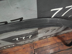 Накладка крыла переднего правого Volkswagen Touareg 3 18-нв Б/У Оригинал 760853718