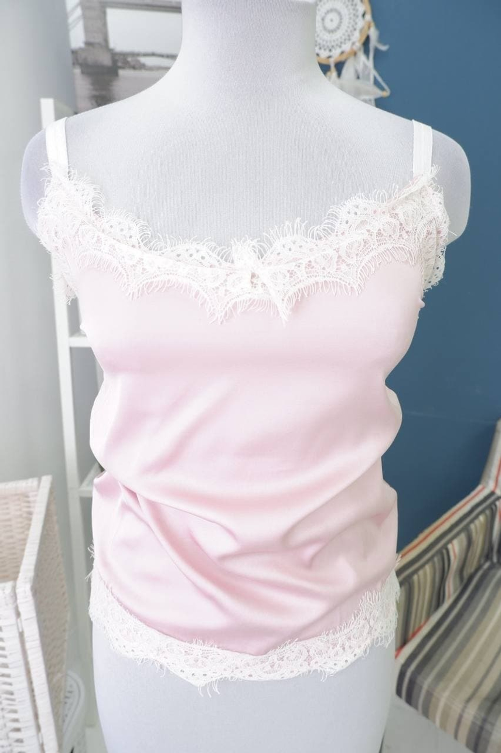 Топ атласный с кружевом 42 размер