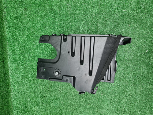 Площадка АКБ Land-Rover Discovery Sport (19-нв)