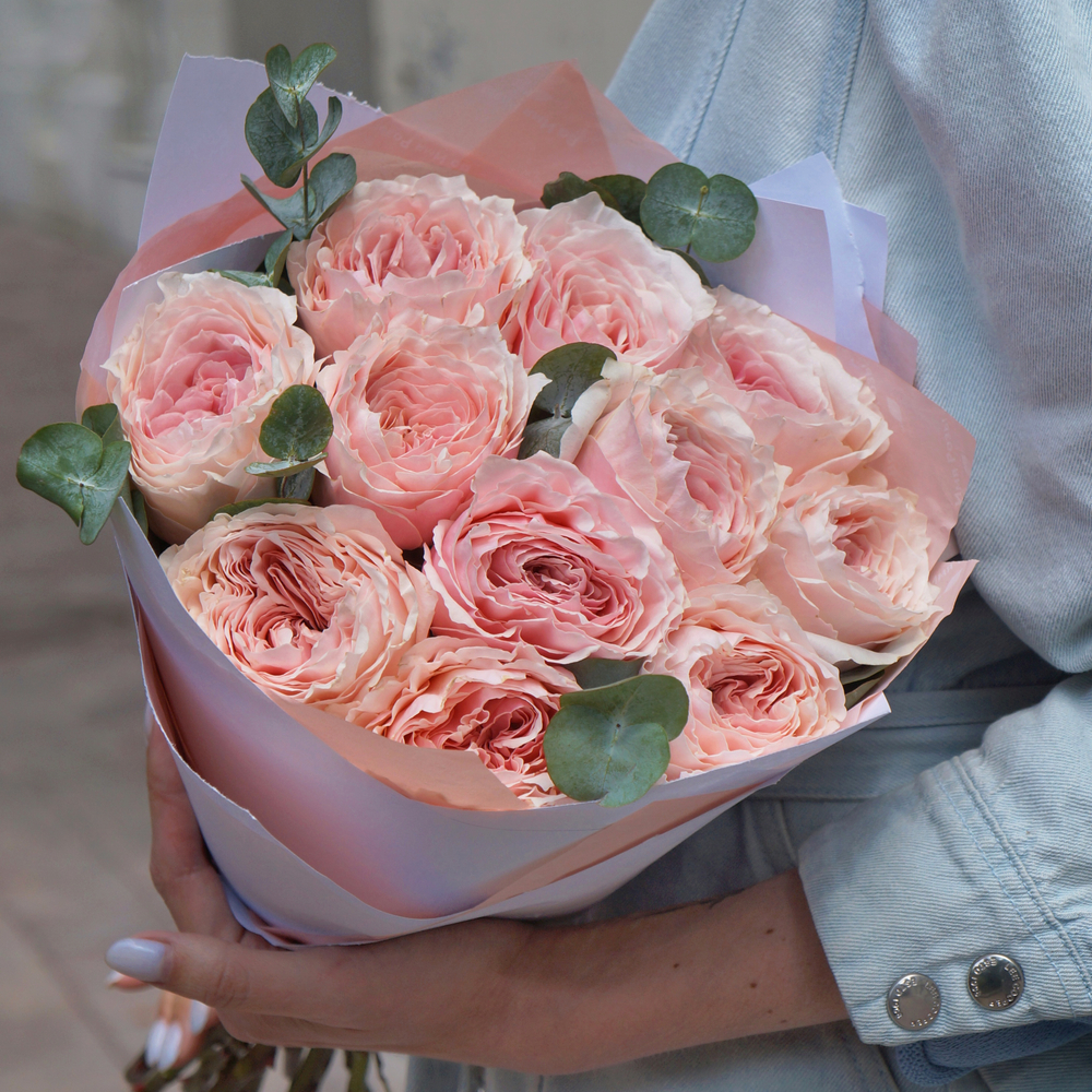 105. Букет из роз Tsumugi