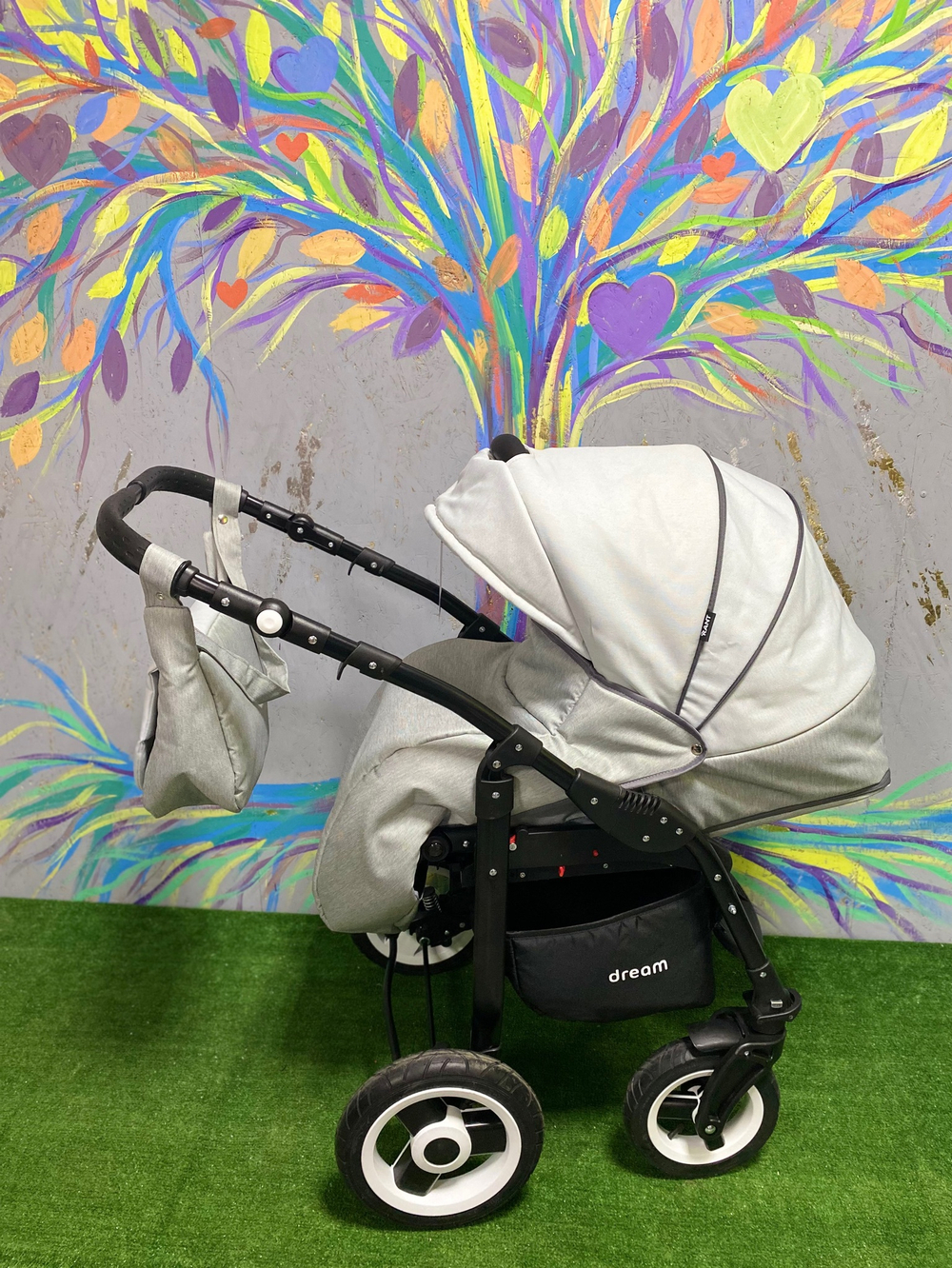 Коляска DREAM  (BartPlast) 02 светло-серый