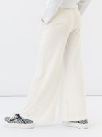 Брюки молочные для девочки арт. AT971