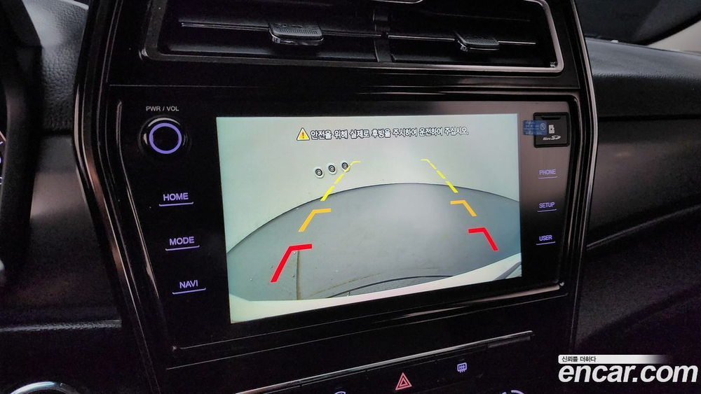 KG Mobility (Ssangyong) Very New Tivoli Дизель 1.6 2WD (11.2019)