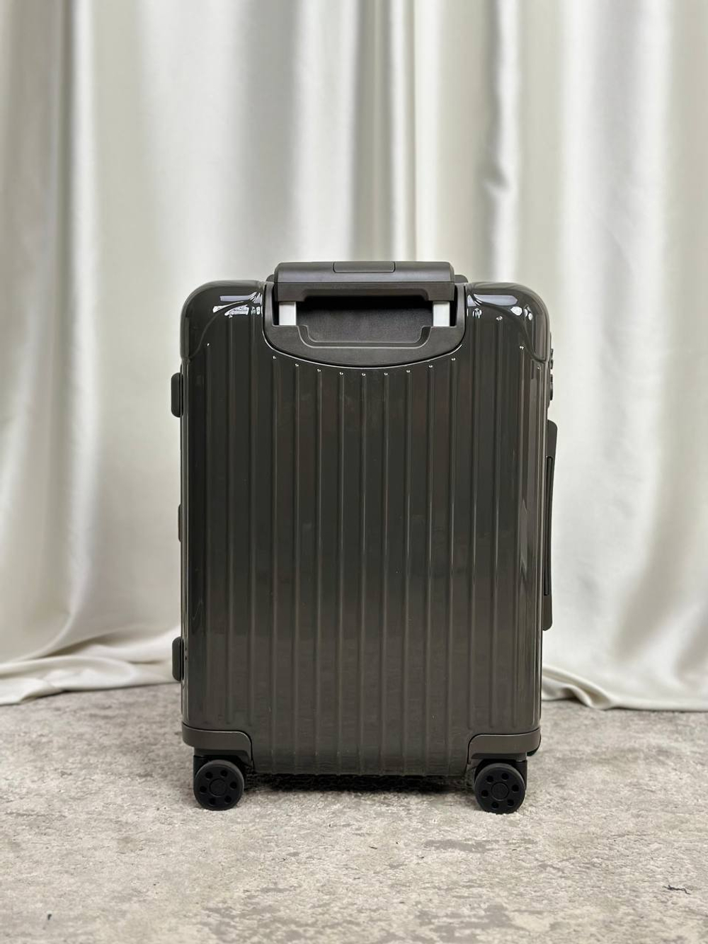 Чемодан Rimowa