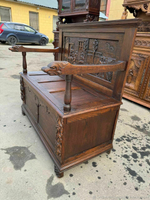 Старинная лавка