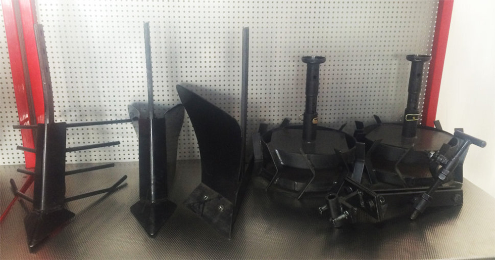 Комплект насадок для FJ500 (грунтозацепы, удлинитель, плуг, картофелевыкапыватель, окучник, сцепка)