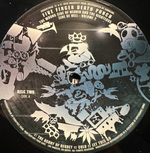 Five Finger Death Punch - The Wrong Side Of Heaven And The Righteous Side Of Hell, Volume 2 (США 2013г.) 2LP