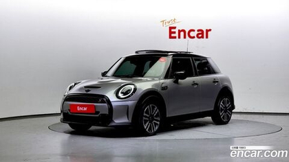 Mini Cooper S 5 даерей Classic (01.2024)