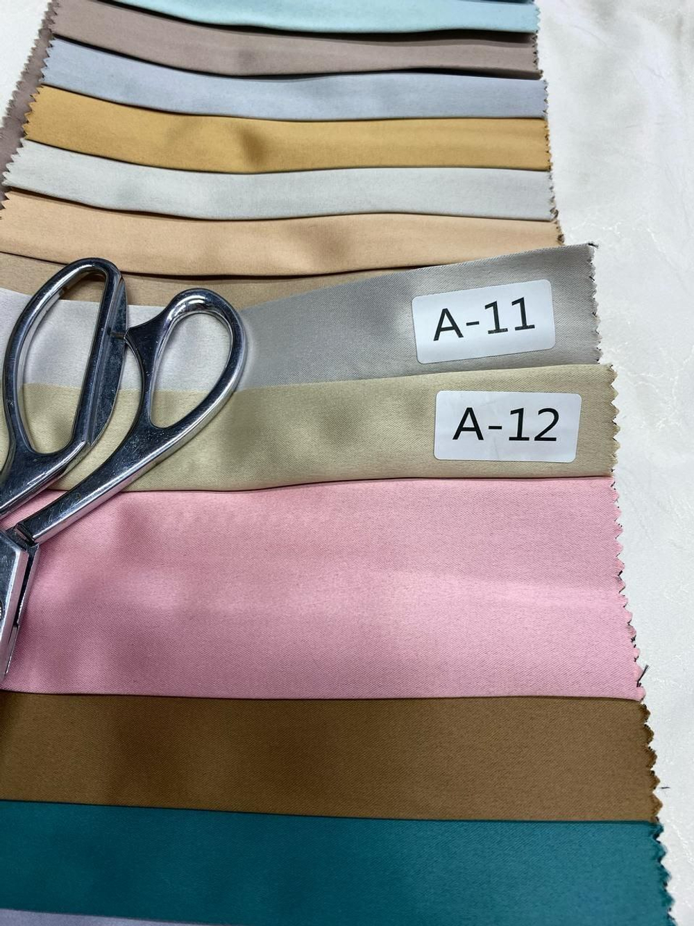 Подкладочная ткань сатин с черной ниткой Decstar-textil (высота 280 см, Турция)