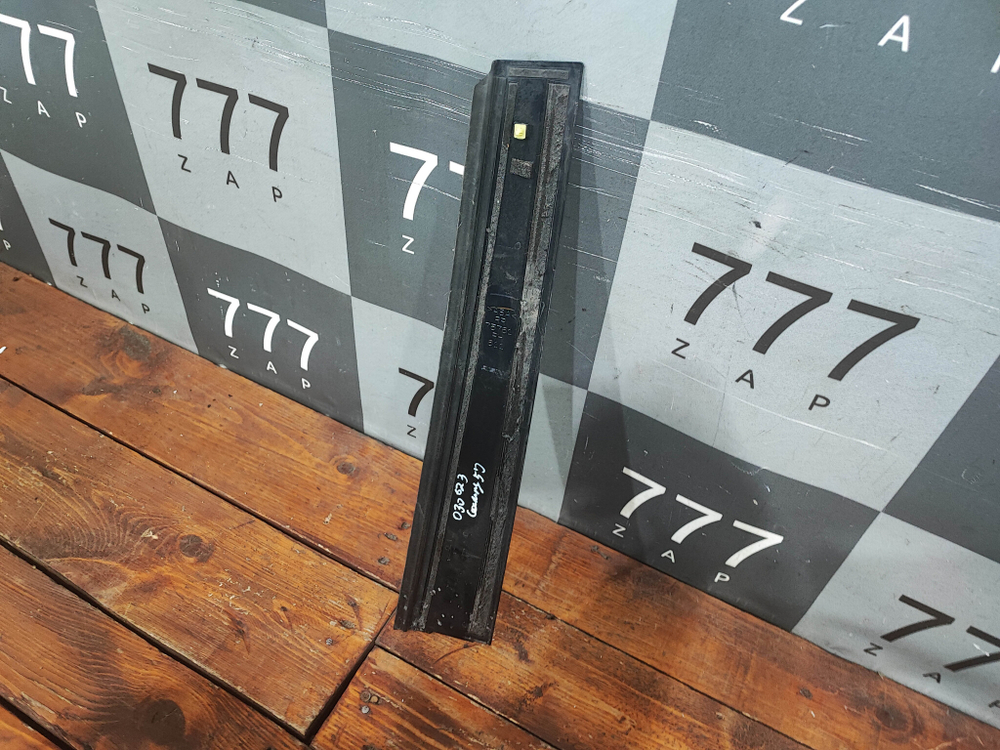 Усилитель переднего бампера Toyota Camry (XV50) 11-18 Б/У Оригинал 75761611