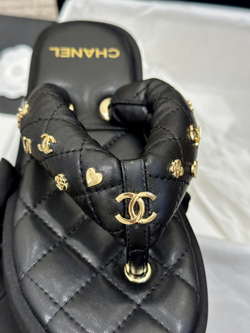 Chanel Slides