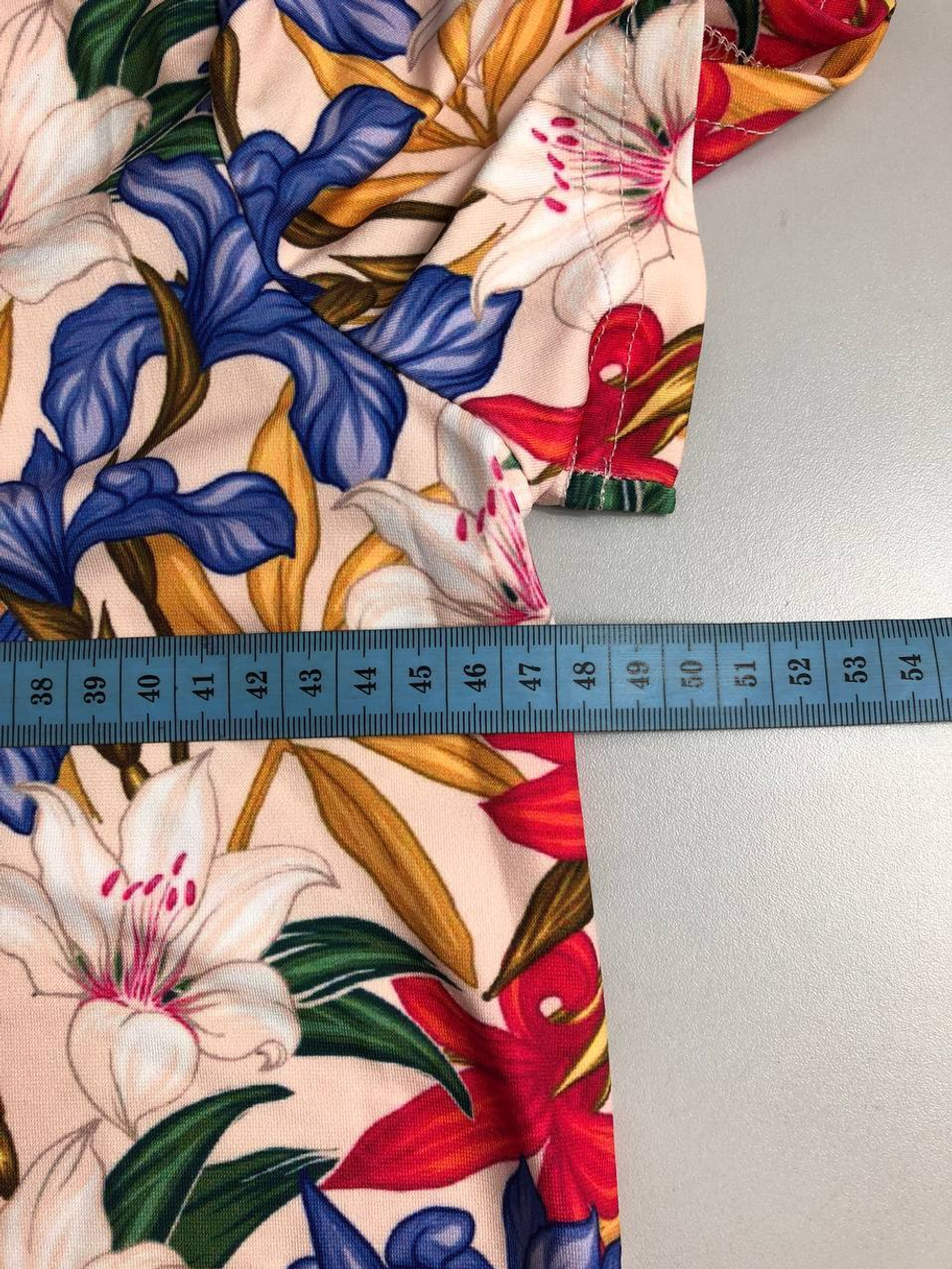 Блуза Lola&Liza с бисером 48 размер