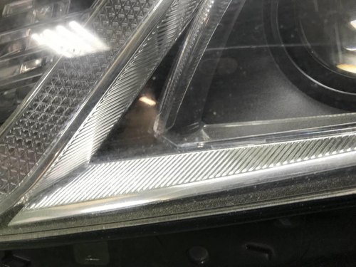 Битая Фара левая Toyota Camry xv70 (2017-н.в.) LED